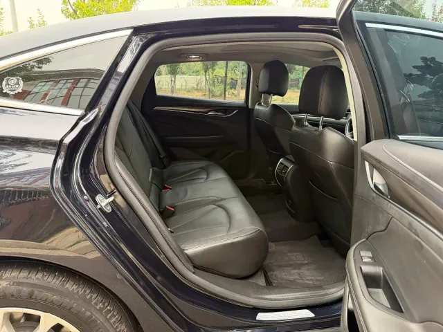 Buick LaCrosse — Фото автомобиля 11