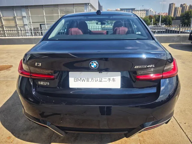 BMW i3 — Фото автомобиля 4