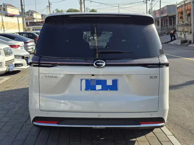 GAC Trumpchi E8 — Фото автомобиля 5