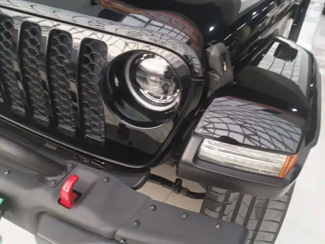 Jeep Gladiator — Фото автомобиля 14