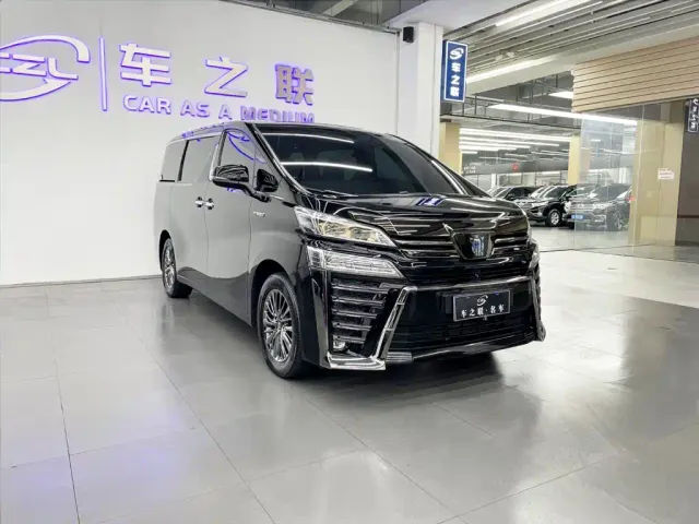 Фотография автомобиля — Toyota Vellfire