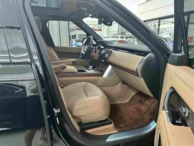Land Rover Range Rover — Фото автомобиля 12