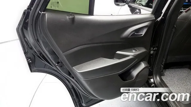 ChevroletGMDaewoo Trax Trax Кроссовер — Фото автомобиля 25