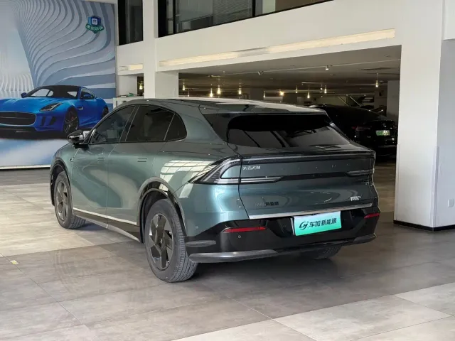 Xpeng G7 — Фото автомобиля 9