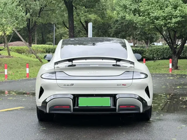 Xiaomi Auto Xiaomi SU7 2024 AWD Extended Range Advanced Smart Driving Max Edition — Фото автомобиля 6