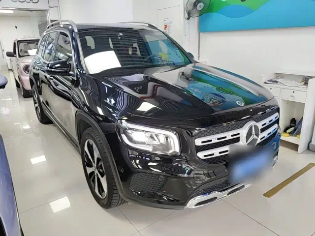 Mercedes-Benz GLB-Class — Фото автомобиля 3