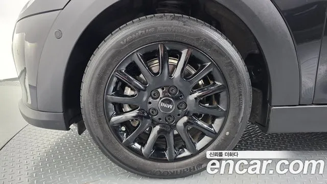 MINI Cooper — Фото автомобиля 5