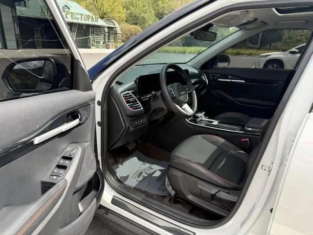 Kia Seltos — Фото автомобиля 7