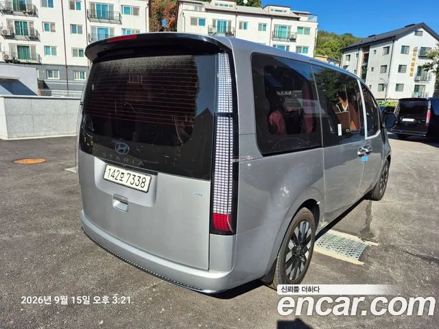 Hyundai Staria — Фото автомобиля 2