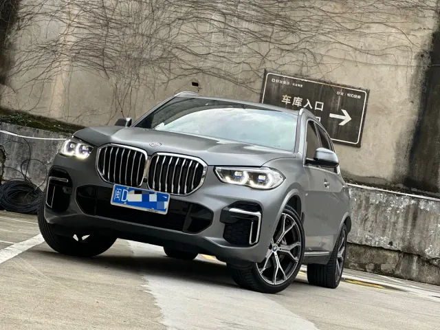BMW X5 — Фото автомобиля 3
