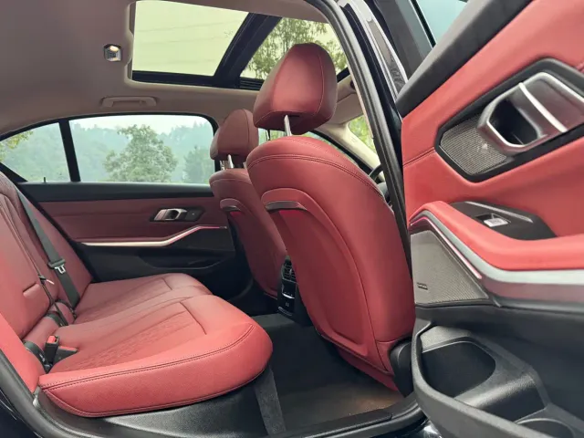 BMW 3 Series — Фото автомобиля 15