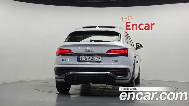 Audi Q5 FY — Фото автомобиля 4