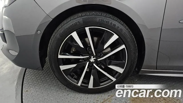 Peugeot 508 — Фото автомобиля 5