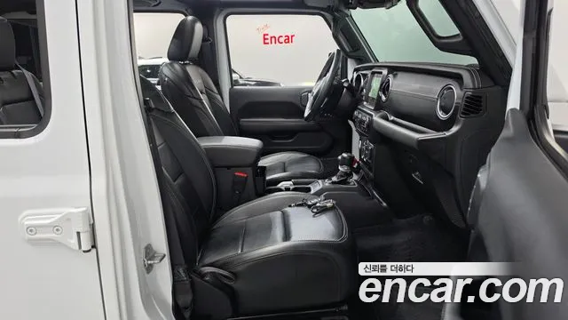 Jeep Wrangler Wrangler (JL) — Фото автомобиля 21