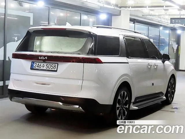 Kia Carnival 4th Gen — Фото автомобиля 4