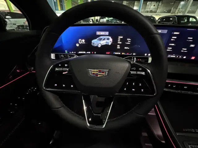 Cadillac XT5 — Фото автомобиля 18