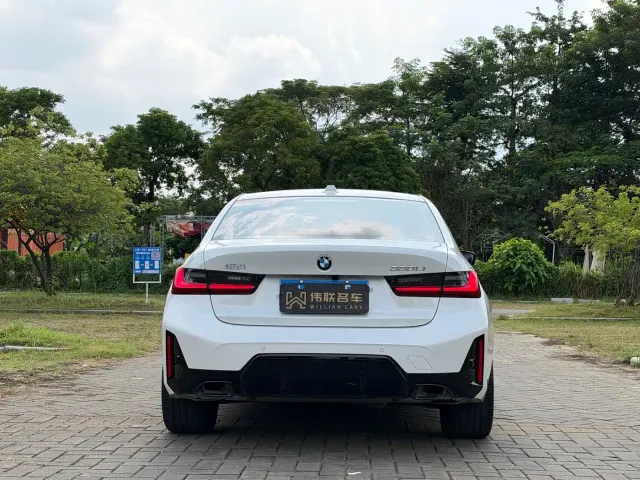BMW 3 Series — Фото автомобиля 5