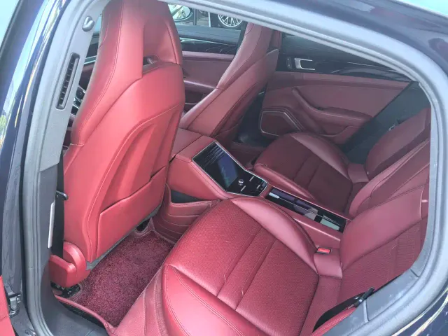 Porsche Panamera — Фото автомобиля 5