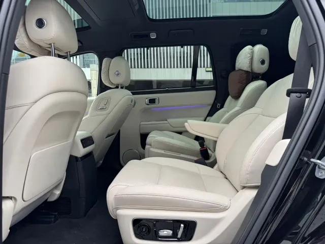 Li Auto L9 — Фото автомобиля 9