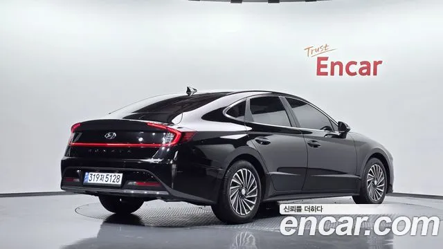 Hyundai Sonata — Фото автомобиля 2