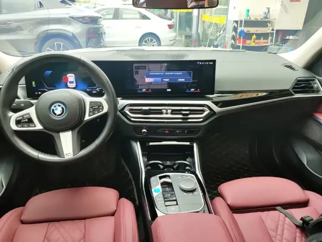 BMW i3 — Фото автомобиля 9