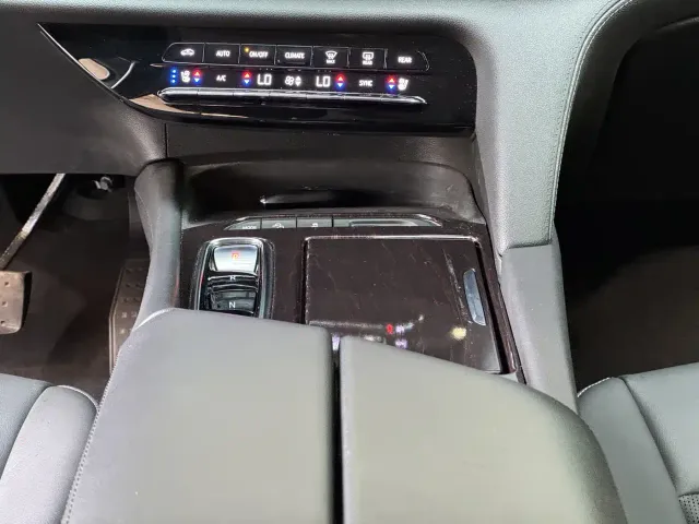 Buick Enclave — Фото автомобиля 11