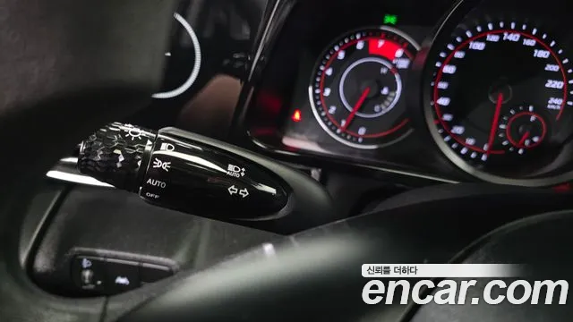 Hyundai AVANTE Avante (CN7) — Фото автомобиля 16