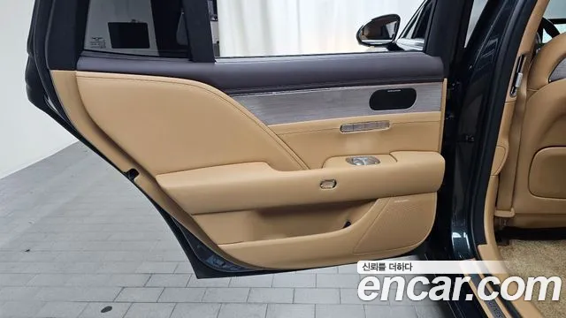 Genesis G90 RS4 — Фото автомобиля 14