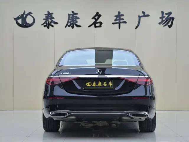 Mercedes-Benz S-Class — Фото автомобиля 3