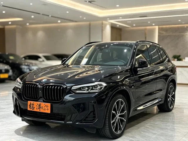 Фотография автомобиля — BMW X3