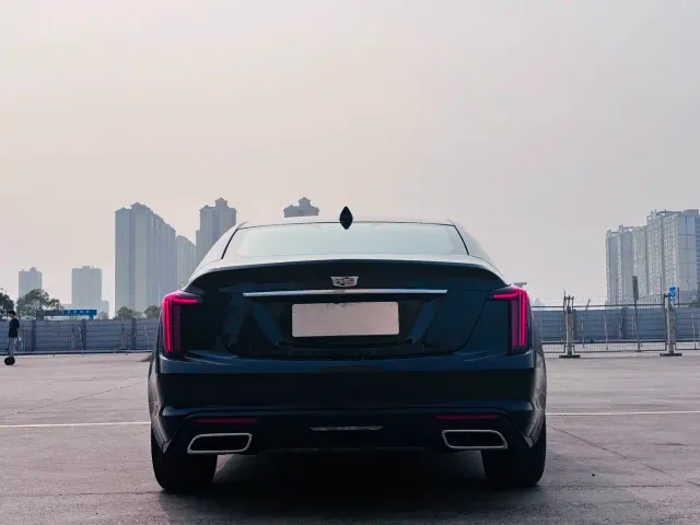 Cadillac CT5 — Фото автомобиля 11