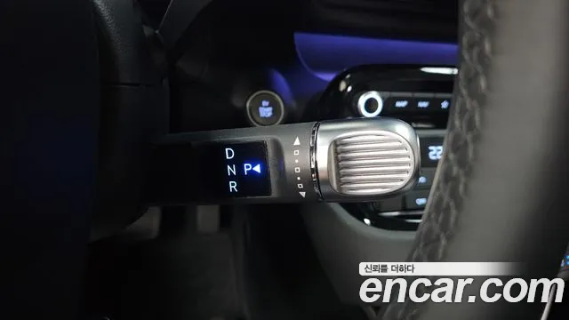 Hyundai Casper Electric — Фото автомобиля 12