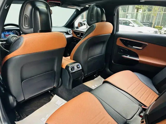 Mercedes-Benz C-Class — Фото автомобиля 10