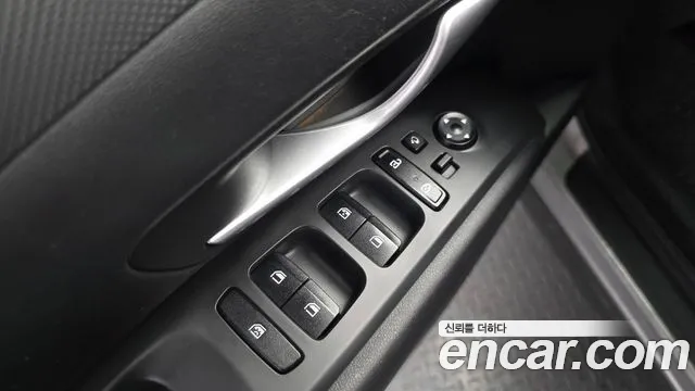 Hyundai Tucson Tucson (NX4) Дизель 2.0 4WD — Фото автомобиля 20