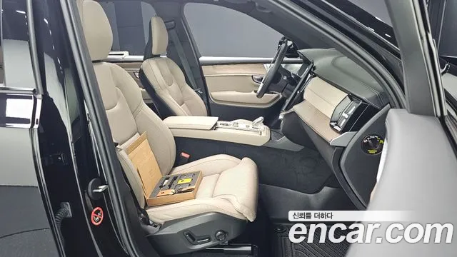 Volvo XC90 Generation 2 — Фото автомобиля 25