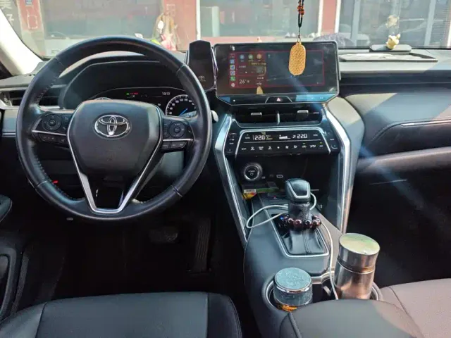 Toyota Venza — Фото автомобиля 12
