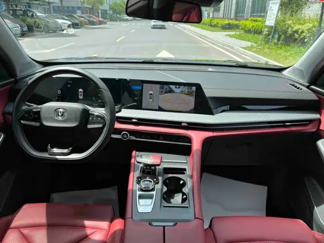 Changan CS75 Plus — Фото автомобиля 12