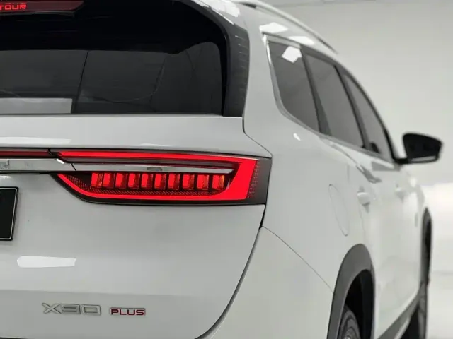 Jetour X90 Plus — Фото автомобиля 8
