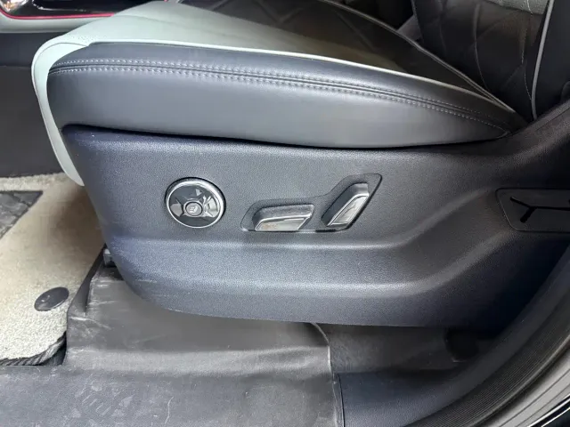 BYD FangChengBao Leopard 5 — Фото автомобиля 12