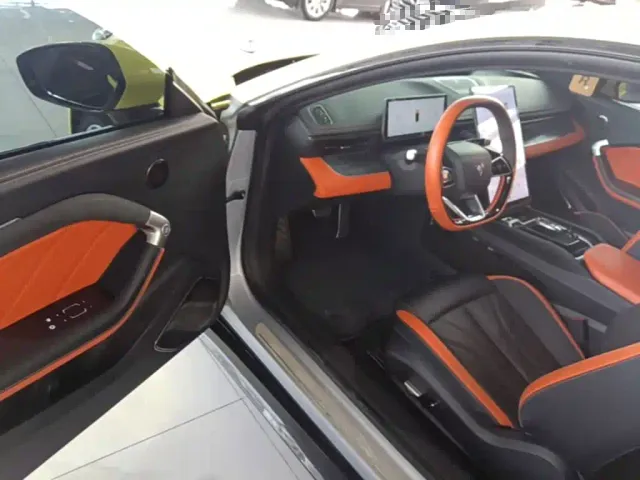 Hozon Neta GT — Фото автомобиля 15