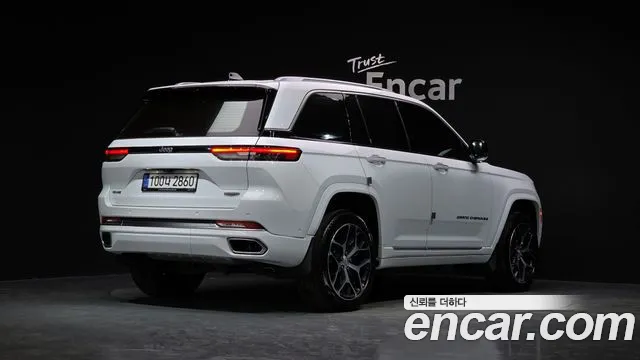 Jeep Cherokee — Фото автомобиля 2