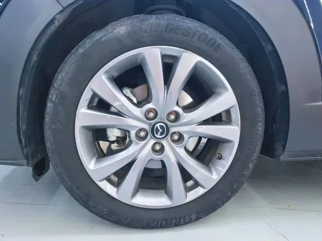 Mazda CX-30 — Фото автомобиля 4