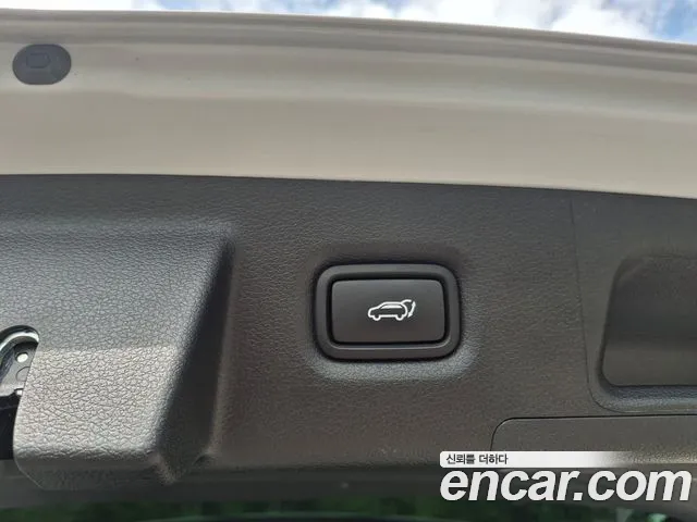 Hyundai Santafe Новый Santa Fe Дизель 2.2 2WD — Фото автомобиля 13