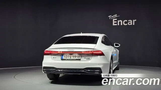 Audi A7 4K — Фото автомобиля 4
