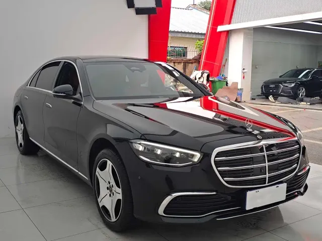 Mercedes-Benz S-Class — Фото автомобиля 3