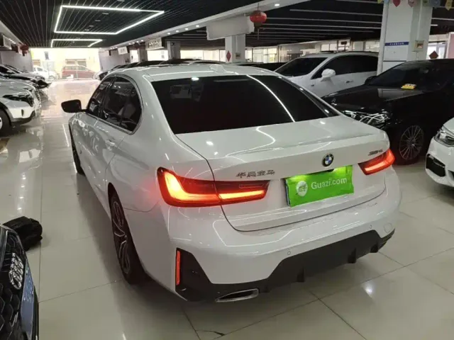 BMW 3 Series — Фото автомобиля 4
