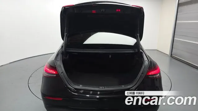 Mercedes-Benz E-Class E-класс W213 — Фото автомобиля 18