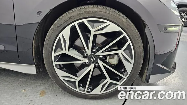 Hyundai Ioniq6 — Фото автомобиля 6