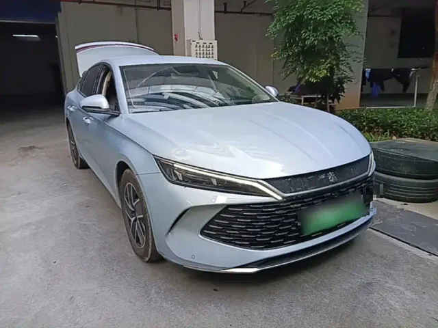 BYD Qin L — Фото автомобиля 3