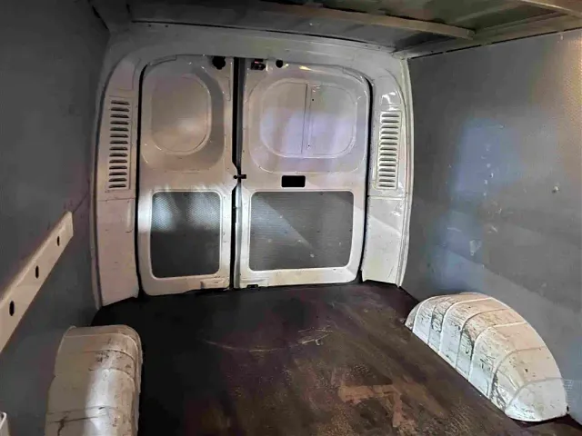 Maxus EV30 — Фото автомобиля 5
